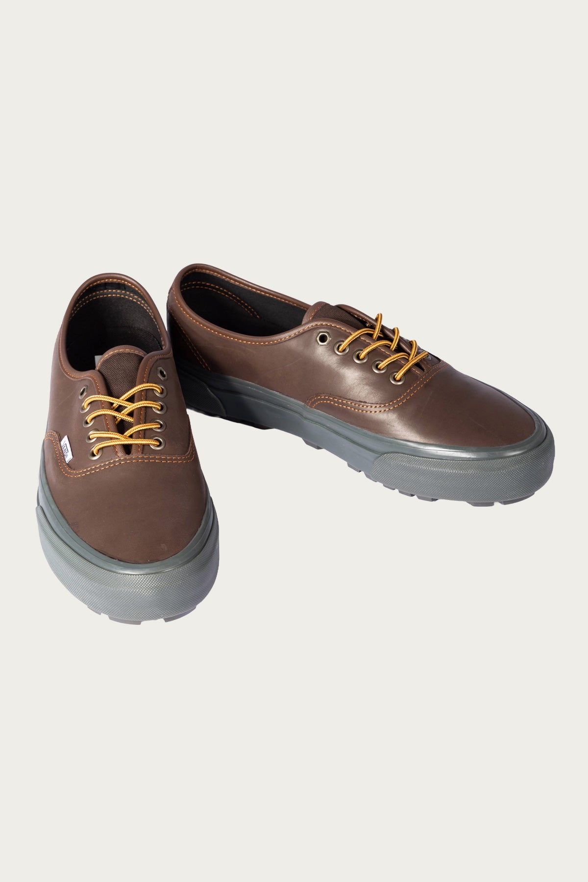 Vans - LX Authentic 44 V-Lug - Field Potting Soil - Canoe Club