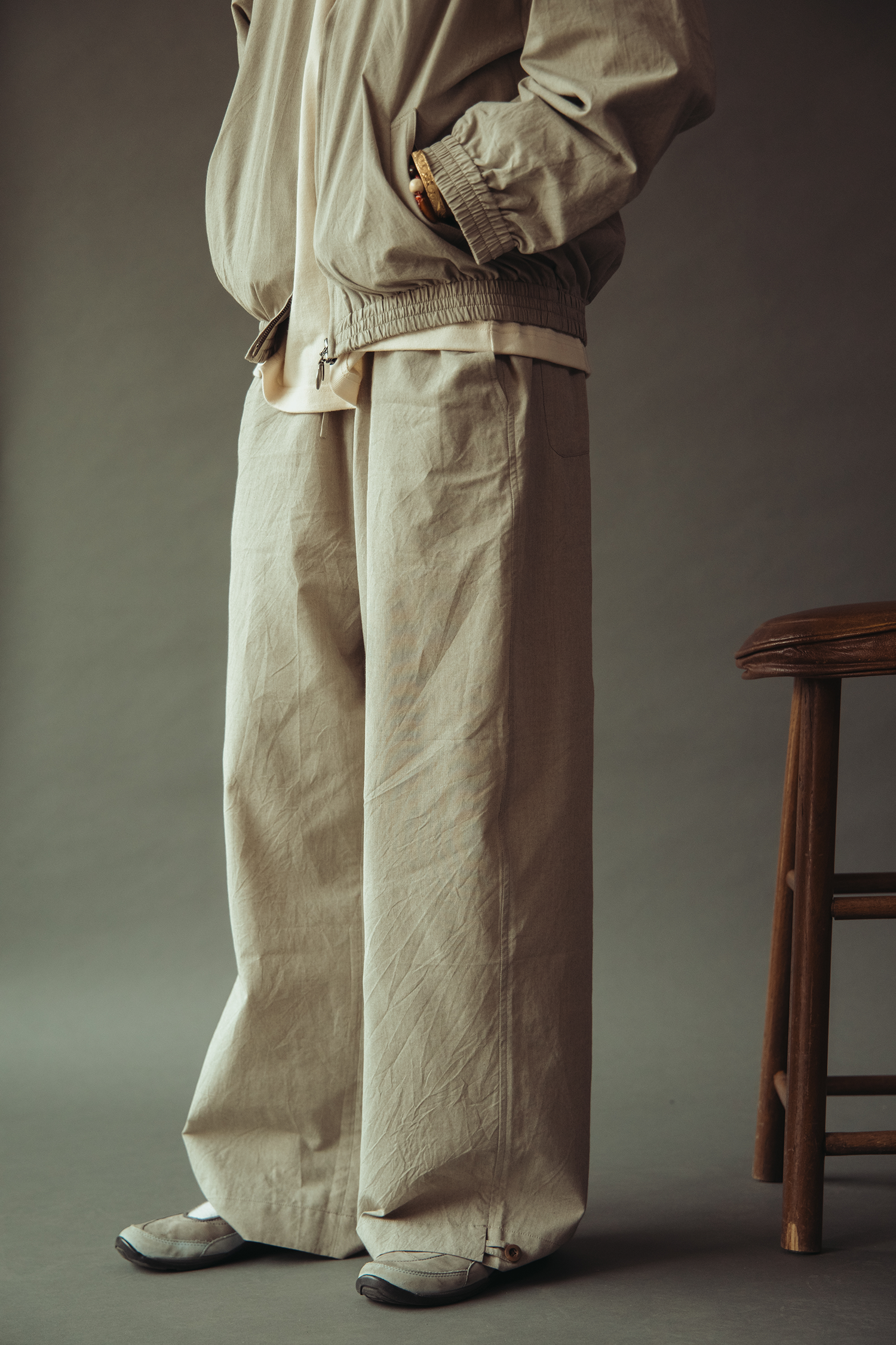 Aviva Jifei Xue - Drawstring Pant - Warm Grey - Canoe Club