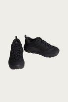HOKA - Tor Ultra Lo - Black/Black - Canoe Club